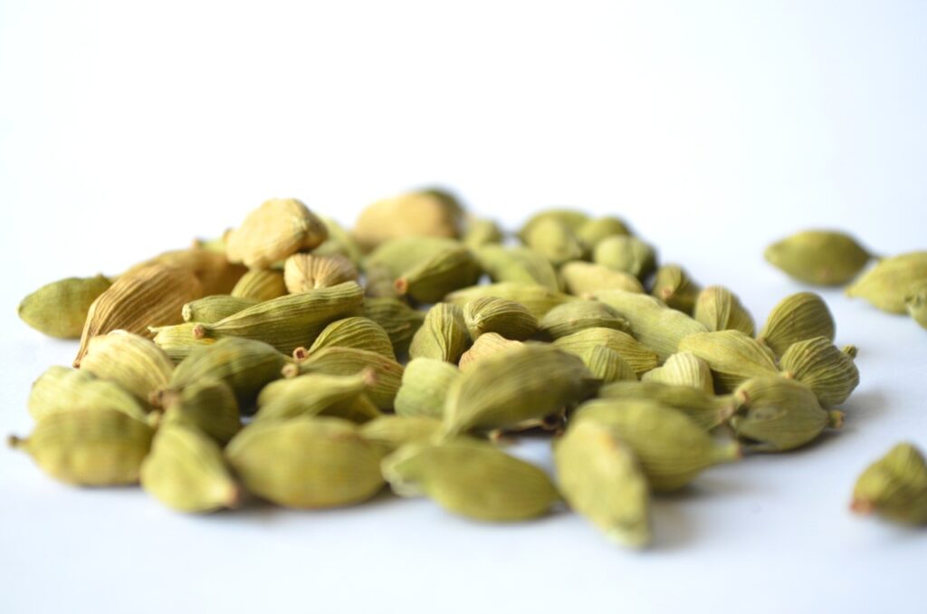 Cardamom Herbal Remedy